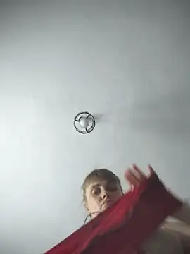 Snapshot of CoddessCrystal chatting on January 7, 2026, 10:31 am CoddessCrystal online show from January 7, 2026, 10:31 am