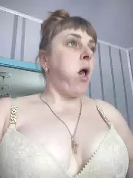 Snapshot of CoddessCrystal chatting on January 6, 2026, 10:30 am CoddessCrystal online show from January 6, 2026, 10:30 am