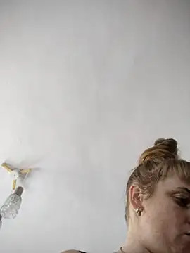 Snapshot of CoddessCrystal chatting on November 13, 2025, 9:13 am CoddessCrystal online show from November 13, 2025, 9:13 am