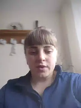 Snapshot of CoddessCrystal chatting on February 26, 2026, 8:25 am CoddessCrystal online show from February 26, 2026, 8:25 am