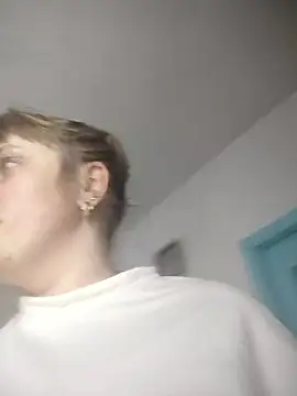 Snapshot of CoddessCrystal chatting on January 9, 2026, 8:54 am CoddessCrystal online show from January 9, 2026, 8:54 am