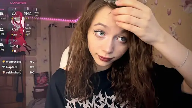  SofiaBrown online show from February 1, 2025, 5:05 pm