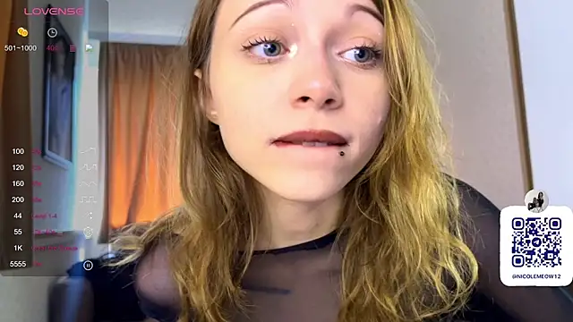Snapshot of _SofiaBrown chatting on May 14, 2026, 9:28 am SofiaBrown online show from May 14, 2026, 9:28 am
