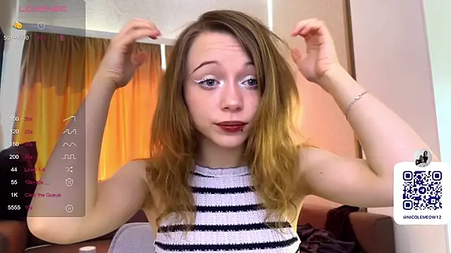 Snapshot of _SofiaBrown chatting on May 6, 2026, 11:03 am SofiaBrown online show from May 6, 2026, 11:03 am