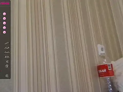 urbadkitty online show from February 14, 2025, 6:29 pm