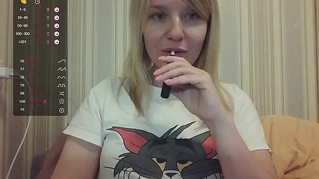 urbadkitty online show from September 19, 2025, 1:59 pm