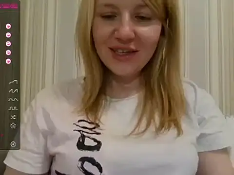 urbadkitty online show from January 25, 2025, 2:47 pm