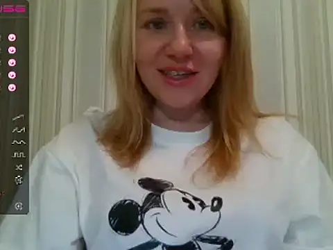 urbadkitty online show from January 19, 2025, 10:50 am