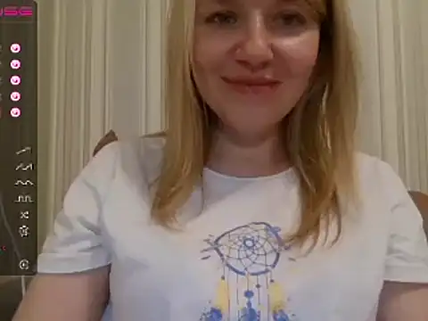 urbadkitty online show from March 7, 2025, 4:33 pm