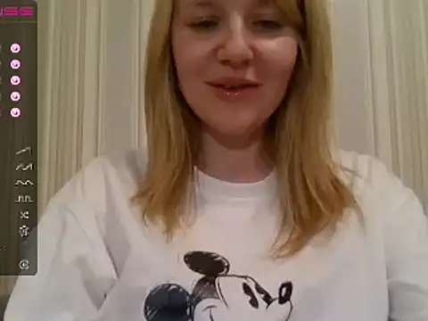 urbadkitty online show from January 24, 2025, 5:42 pm