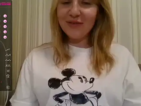 urbadkitty online show from February 28, 2025, 6:09 pm