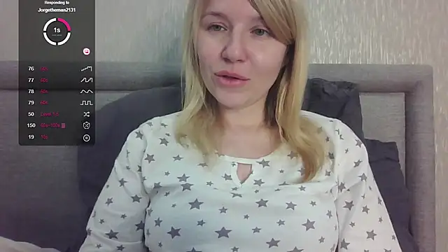 urbadkitty online show from September 29, 2025, 7:04 am