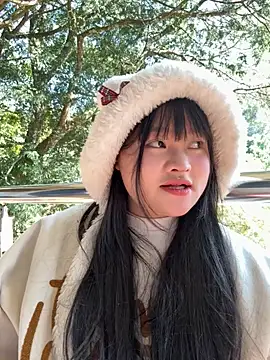 Anges893 online show from November 25, 2025, 2:56 am