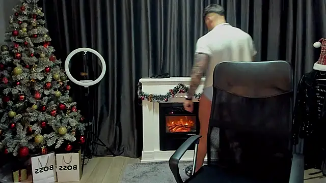 Snapshot of HaydenSpearss chatting on December 15, 2025, 3:29 pm HaydenSpearss online show from December 15, 2025, 3:29 pm