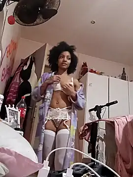 Laanegraofficial  online show from February 15, 2025, 11:36 pm