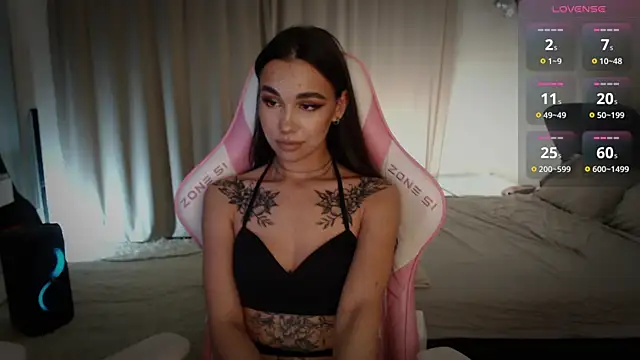 Snapshot of march_mellow chatting on February 1, 2025, 8:16 pm march mellow online show from February 1, 2025, 8:16 pm