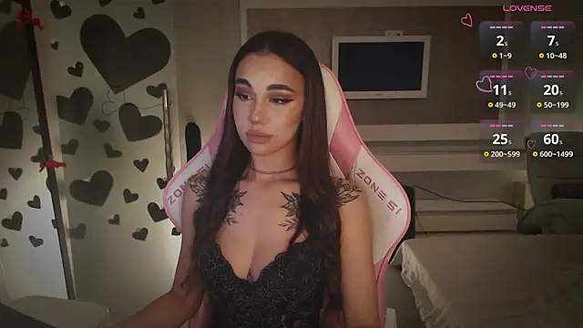 Snapshot of march_mellow chatting on February 14, 2025, 9:32 pm march mellow online show from February 14, 2025, 9:32 pm