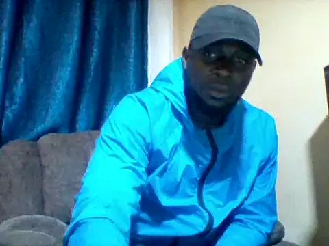 Snapshot of ClinDi chatting on October 30, 2025, 4:15 pm ClinDi online show from October 30, 2025, 4:15 pm