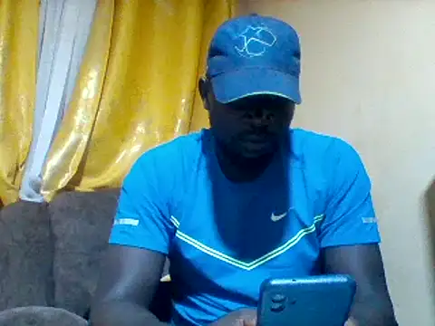 Snapshot of ClinDi chatting on October 25, 2025, 4:18 pm ClinDi online show from October 25, 2025, 4:18 pm