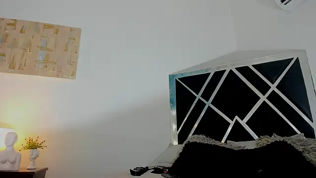 anahidolls online show from March 2, 2025, 4:03 pm