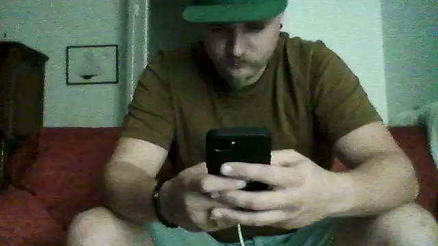 Snapshot of QueueFrenchie chatting on September 10, 2025, 7:02 pm QueueFrenchie online show from September 10, 2025, 7:02 pm