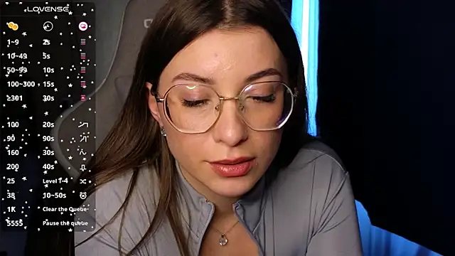 Snapshot of EuphoriaHaily chatting on January 30, 2025, 12:27 pm EuphoriaHaily online show from January 30, 2025, 12:27 pm