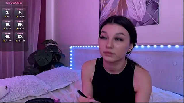 Snapshot of Veronica_leal chatting on June 23, 2026, 9:18 am Veronica leal online show from June 23, 2026, 9:18 am