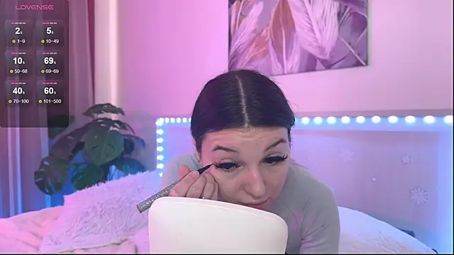 Veronica leal online show from April 28, 2026, 11:14 am
