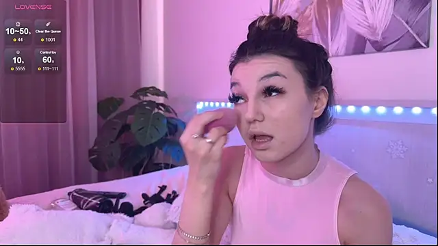 Snapshot of Veronica_leal chatting on May 21, 2026, 8:55 am Veronica leal online show from May 21, 2026, 8:55 am