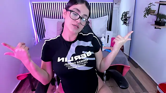 Hanah Greey online show from June 11, 2026, 7:22 pm