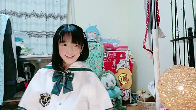 renapiyon8182 online show from February 24, 2025, 7:30 pm