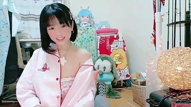 renapiyon8182 online show from December 27, 2024, 7:57 pm