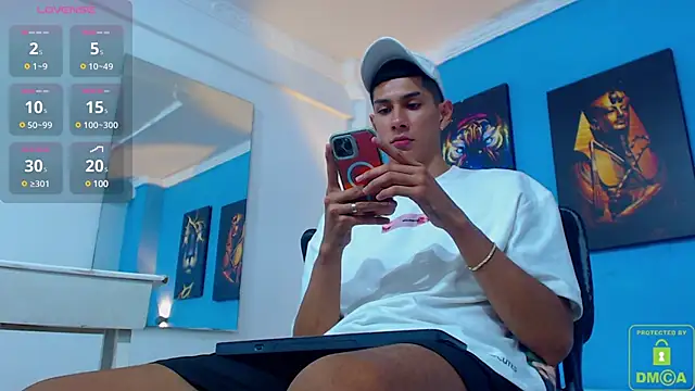 Snapshot of Valerio_20 chatting on January 24, 2025, 8:00 pm Valerio 20 online show from January 24, 2025, 8:00 pm