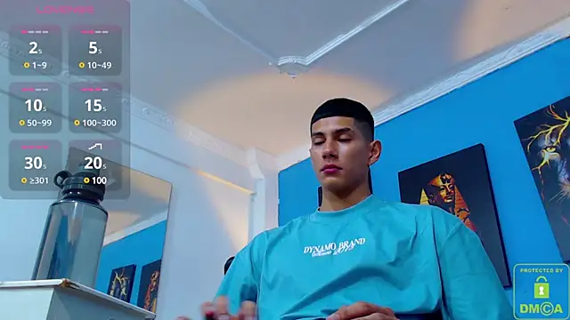 Snapshot of Valerio_20 chatting on January 9, 2025, 8:01 pm Valerio 20 online show from January 9, 2025, 8:01 pm