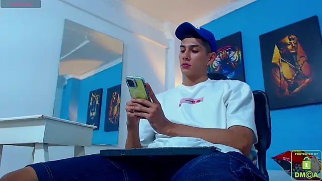 Snapshot of Valerio_20 chatting on January 13, 2025, 8:26 pm Valerio 20 online show from January 13, 2025, 8:26 pm