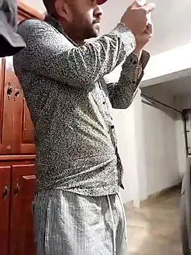 Rober2230 online show from January 7, 2025, 1:14 pm