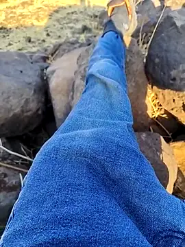 murokkk31 online show from September 9, 2025, 4:11 am