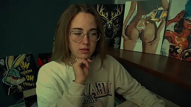 luxie milady online show from October 8, 2025, 12:39 pm