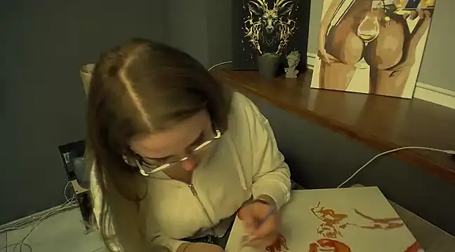 luxie milady online show from February 12, 2025, 1:59 pm