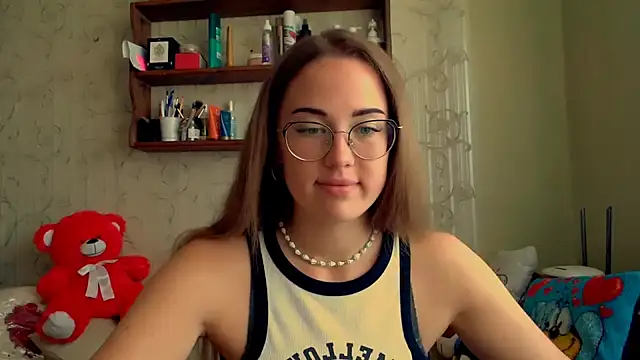 luxie milady online show from September 26, 2025, 11:17 am