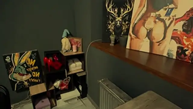 luxie milady online show from November 25, 2025, 1:44 pm