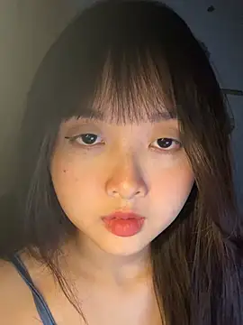 Snapshot of Alice1818 chatting on January 12, 2025, 7:42 pm Alice1818 online show from January 12, 2025, 7:42 pm