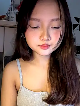 Snapshot of Alice1818 chatting on October 27, 2025, 7:20 am Alice1818 online show from October 27, 2025, 7:20 am