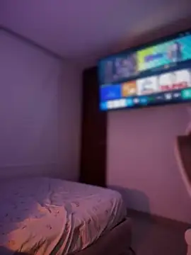 veronicaapink online show from November 11, 2025, 1:44 am