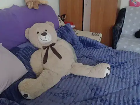 Emmatoo online show from January 15, 2026, 1:03 pm