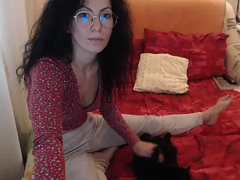 Snapshot of Emmatoo chatting on November 20, 2025, 12:39 pm Emmatoo online show from November 20, 2025, 12:39 pm