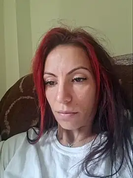 Snapshot of Emmatoo chatting on October 7, 2025, 8:48 am Emmatoo online show from October 7, 2025, 8:48 am