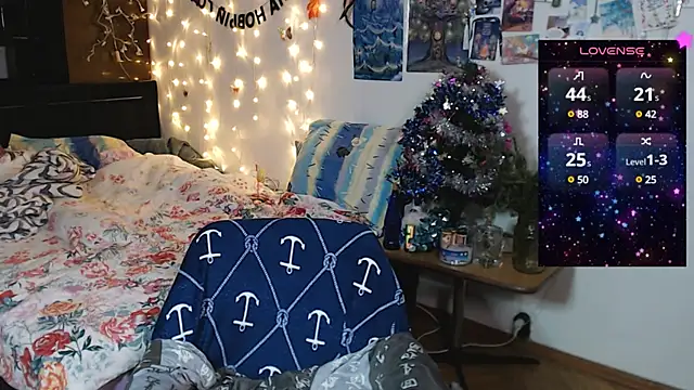 licentia  poetica online show from January 1, 2025, 4:50 am