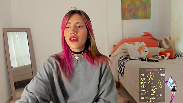 Snapshot of linnie_ chatting on January 26, 2025, 11:17 am linnie  online show from January 26, 2025, 11:17 am