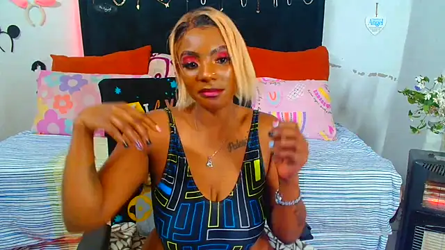 SAVAGExBOO online show from September 10, 2025, 9:47 pm